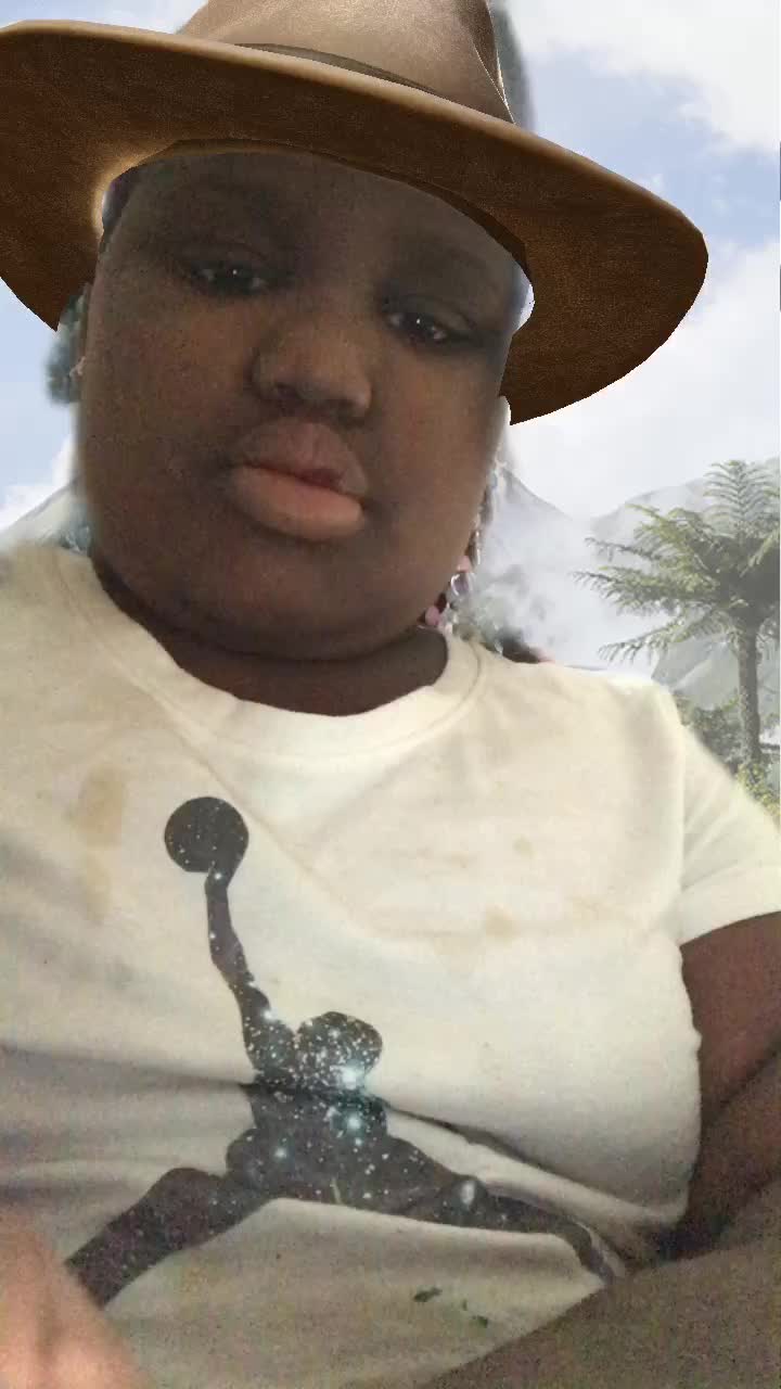 @Von Kmaya