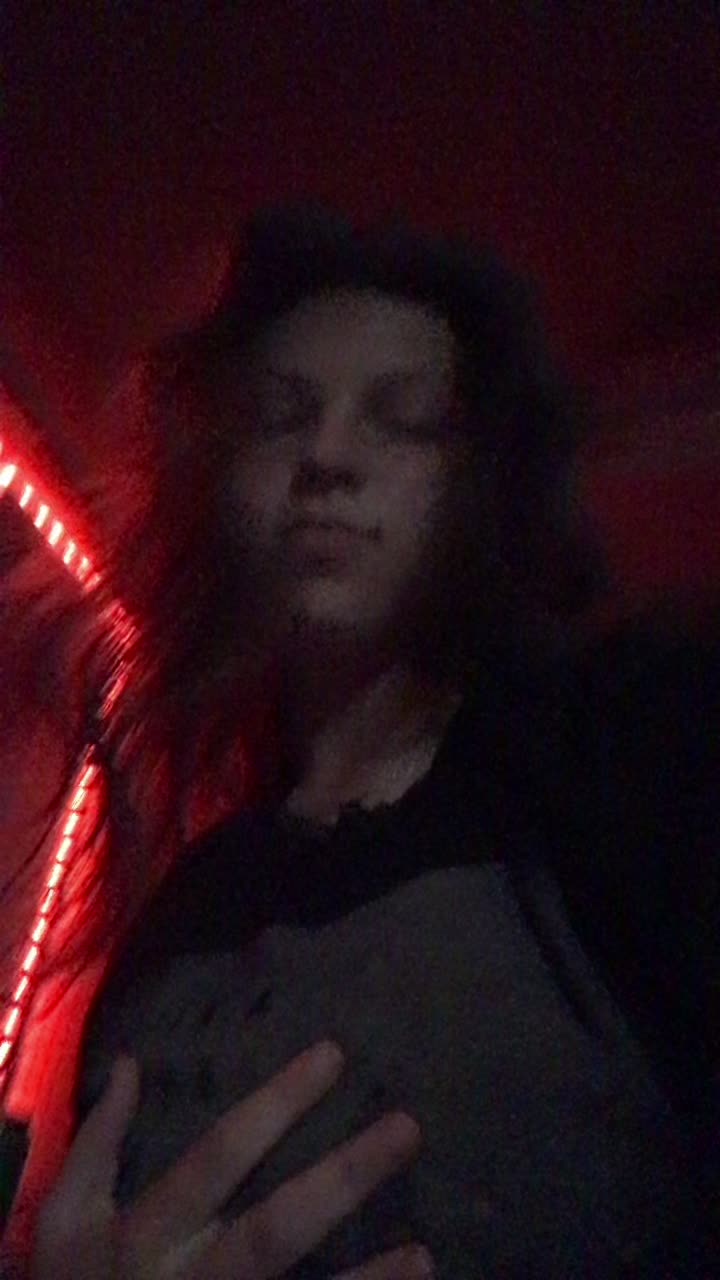 @lesbeanz🏳️🌈