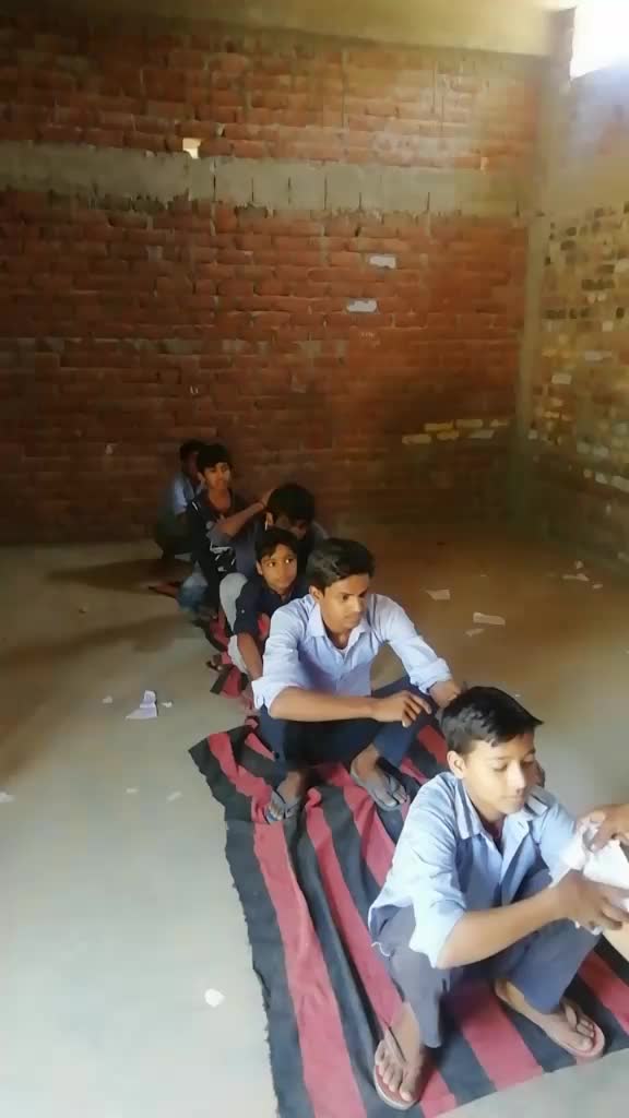 @jIYAN🌎🥰🥰🥰 SAINi