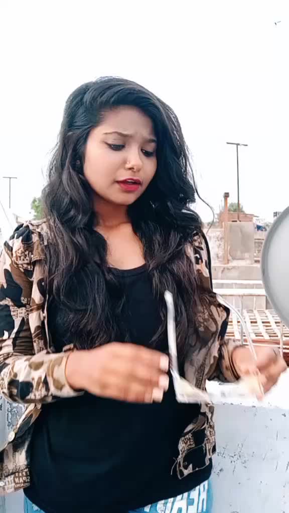 @gujju queen 👑