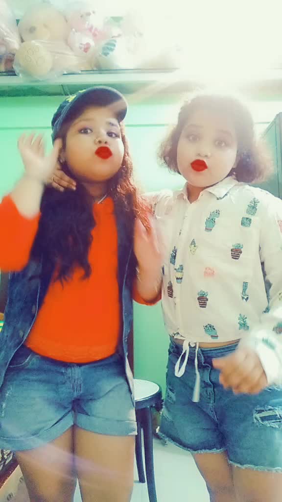 @d sisters