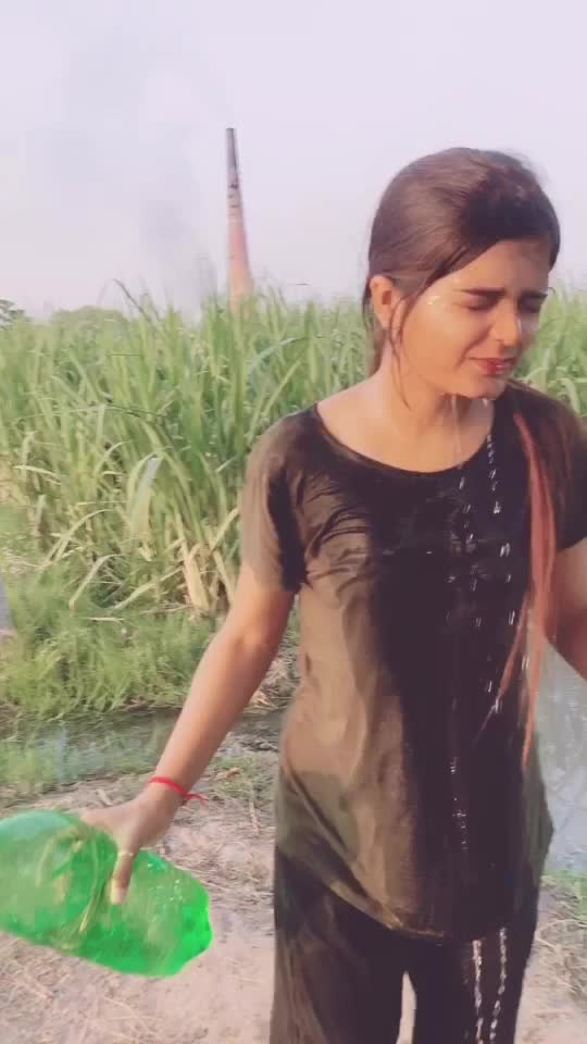 @Vanii1801