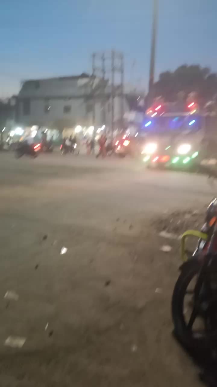 @Azad Bhai😙V