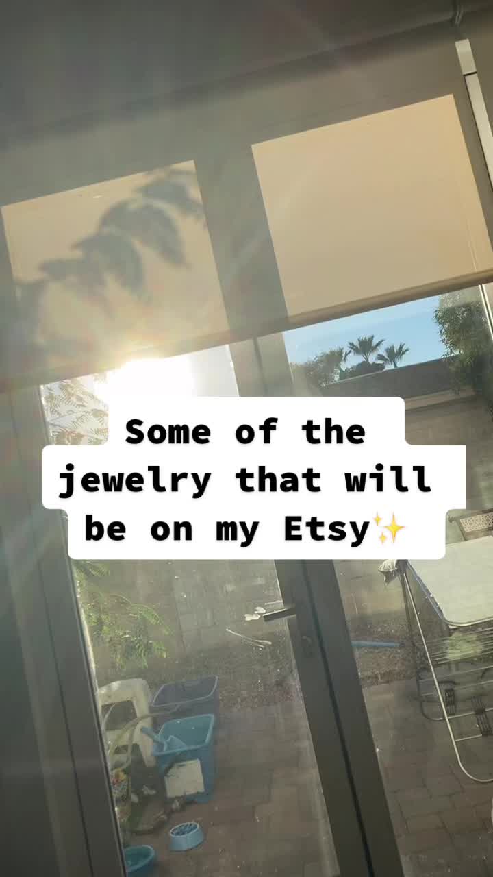 @MadeByMaryAZ