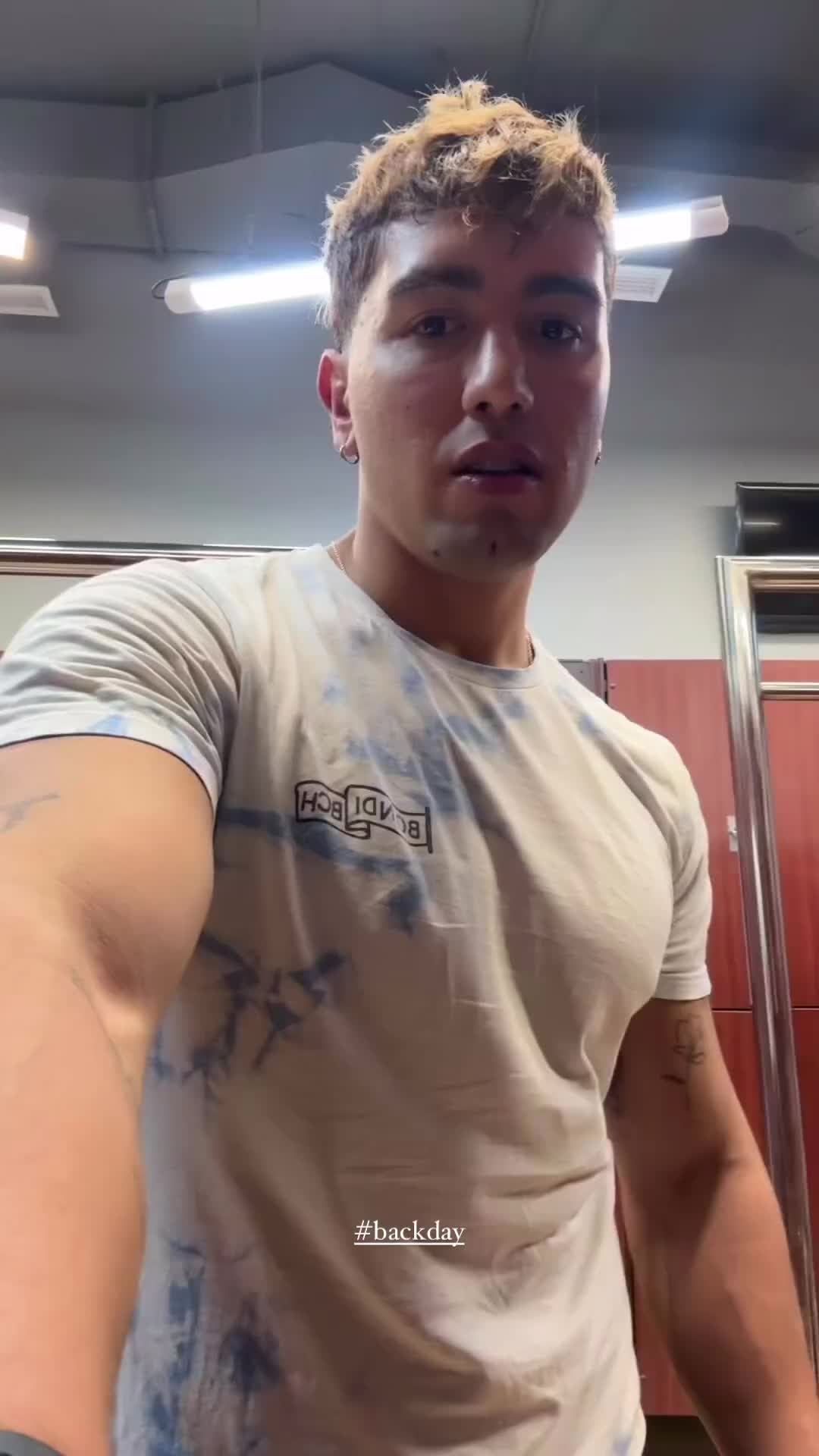 @Sebastién