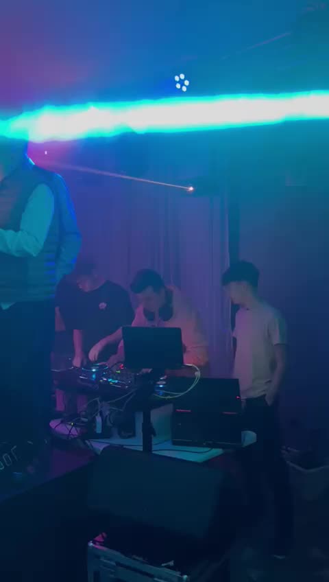 @Dj_Alex