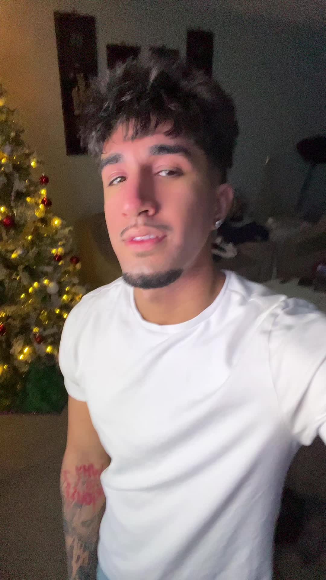 @🕷️