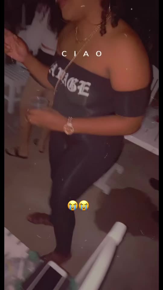 @1YANNI_BADDIE😈🖤