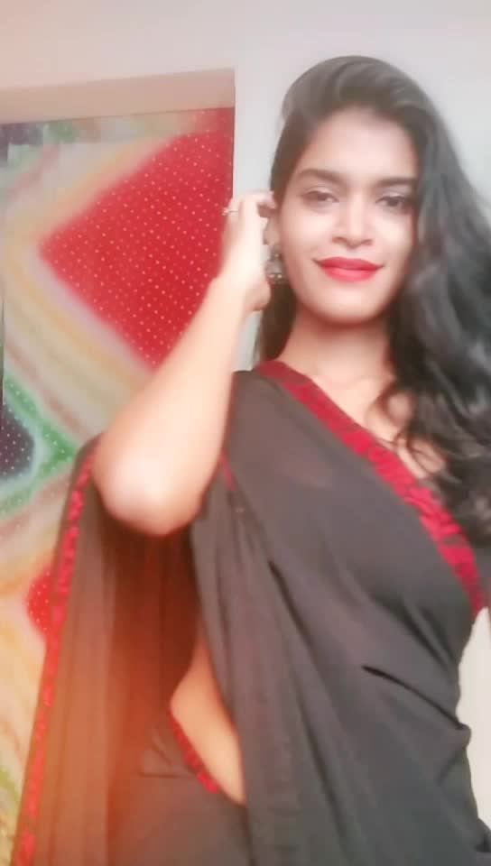 @meera_naikk