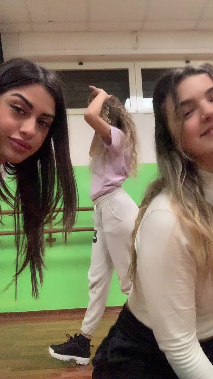 @Debbysss