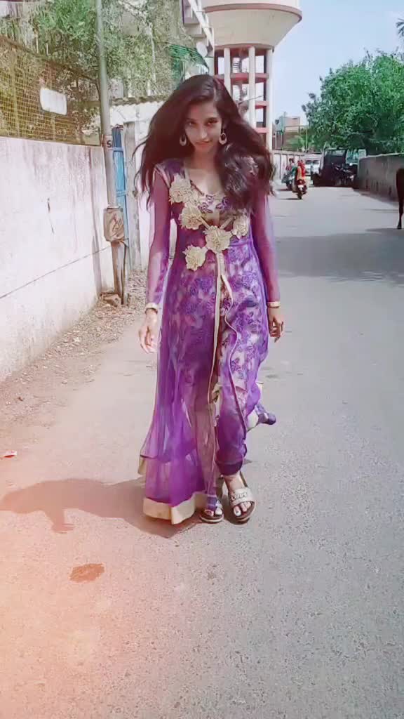 @👑TanishaBaRathore👑