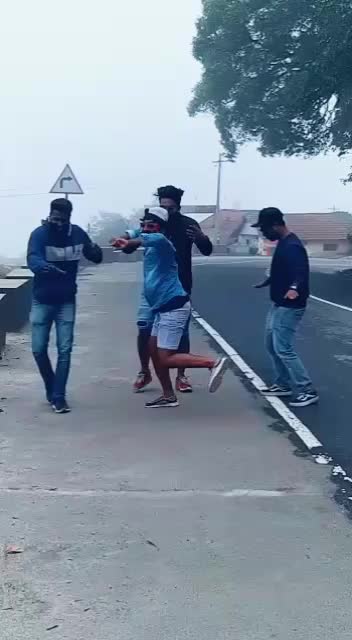 @Akkudu