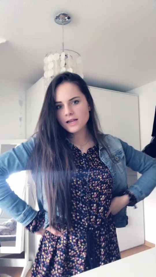 @laura