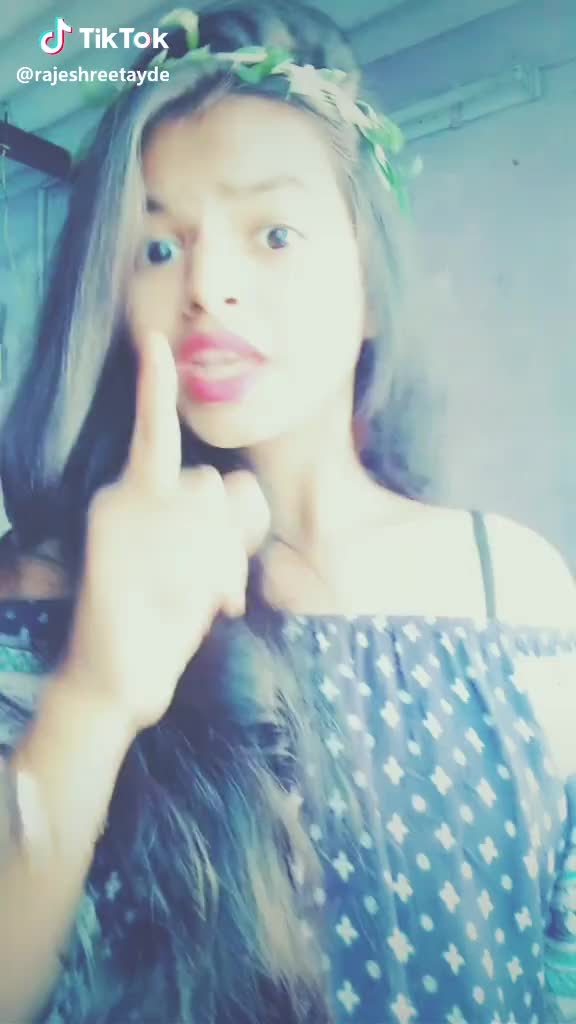 @komaltayde 26