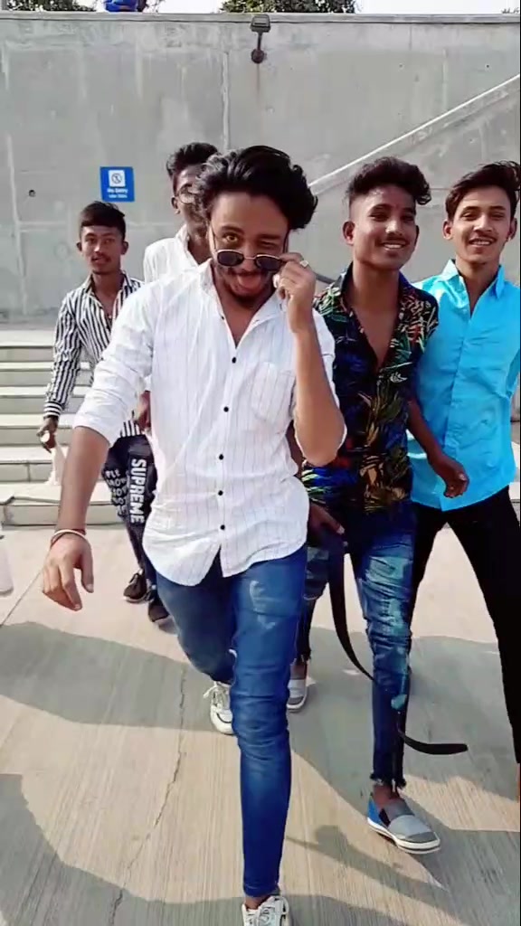 @Paras_makwana
