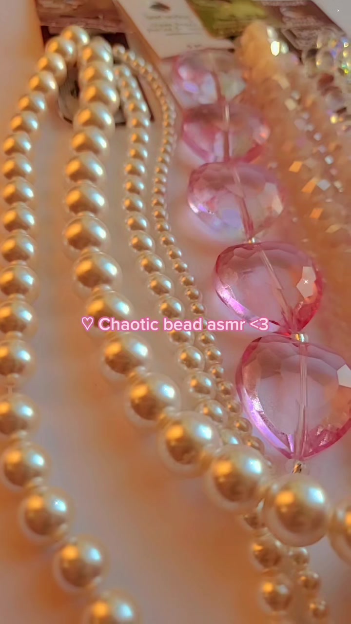 @the.cloudy.crystals