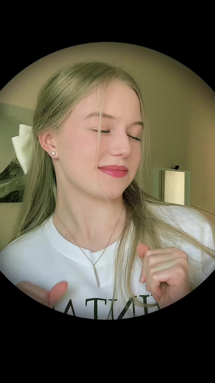 @Alina Litreev