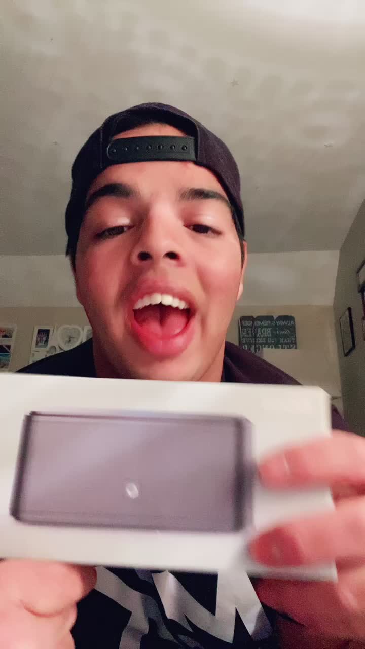 @Nikolas Milne❤️