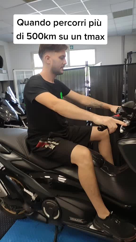 @nellino🏍️