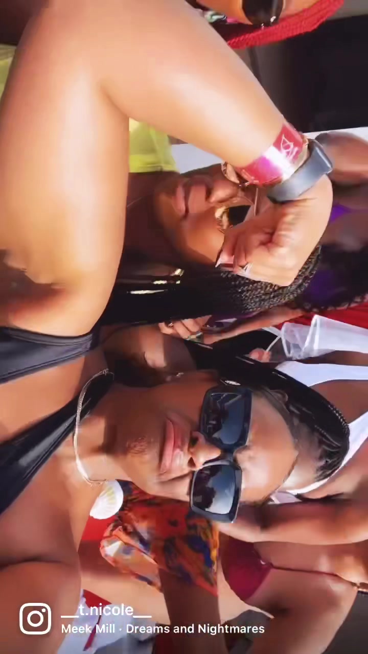 @Nothing Butt Weights