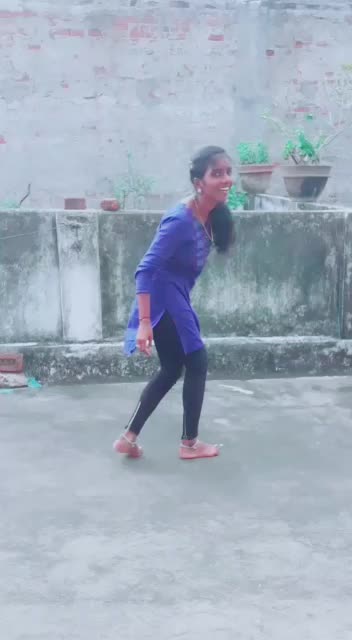 @Kavya◉‿◉