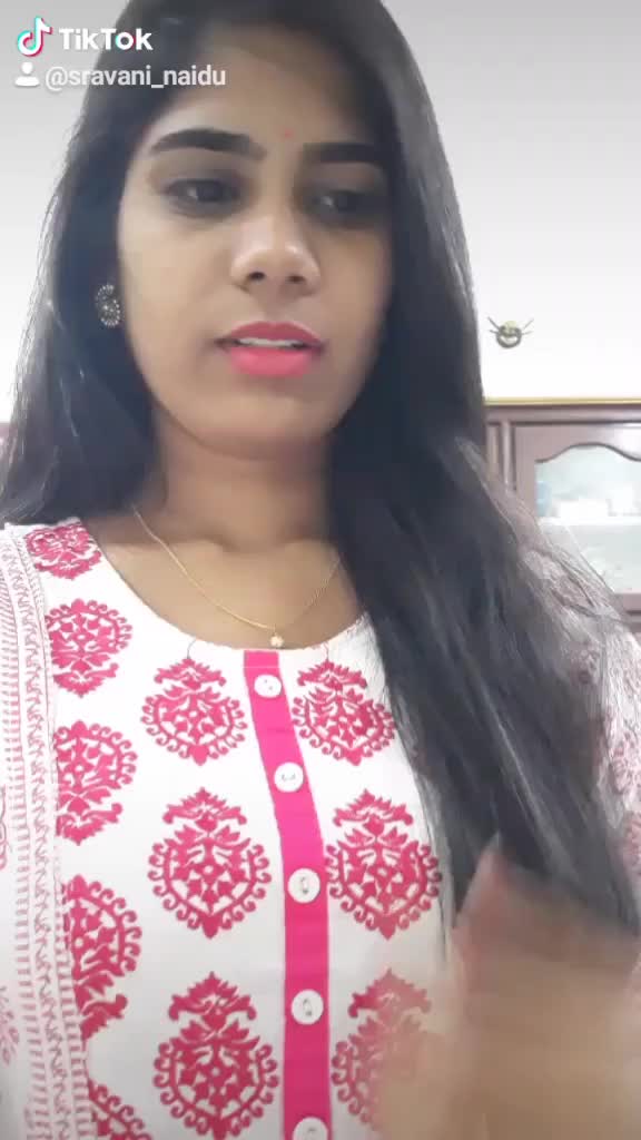 @sravani_devineni