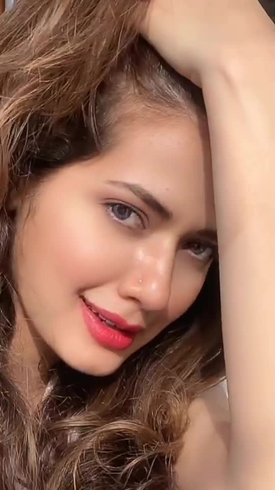 @amqueenamreen