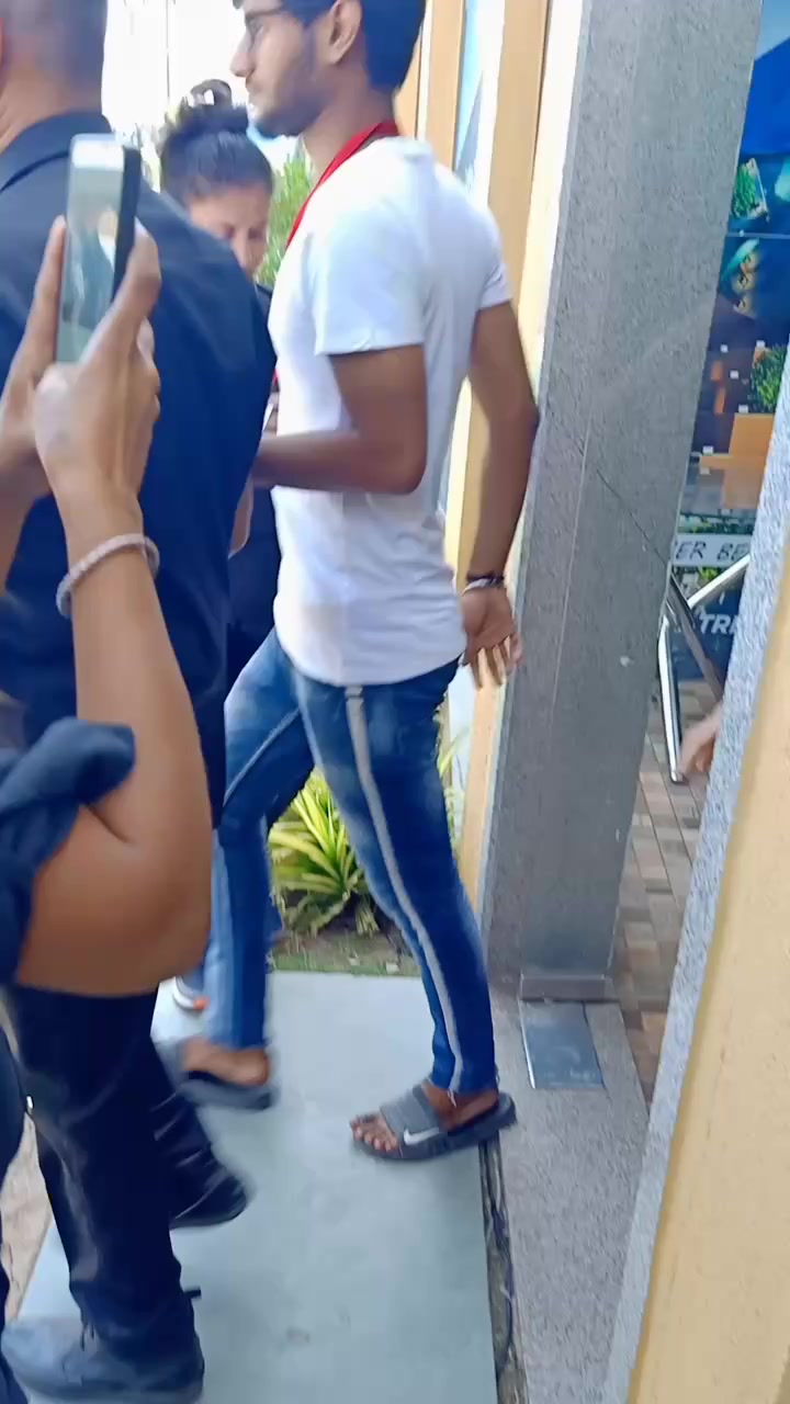 @fyzan23
