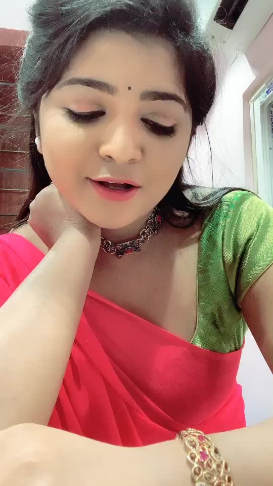 @DOLLY_AUSETTY_VJ