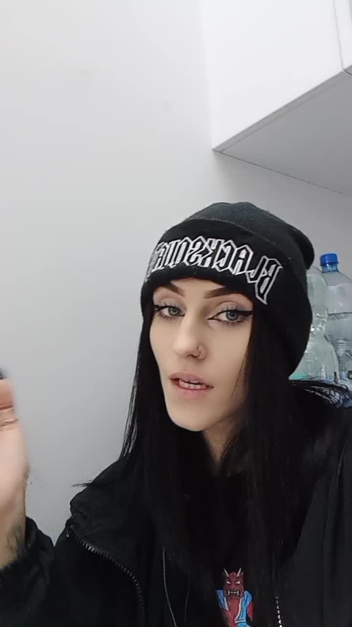 @Powęzkaa❤️