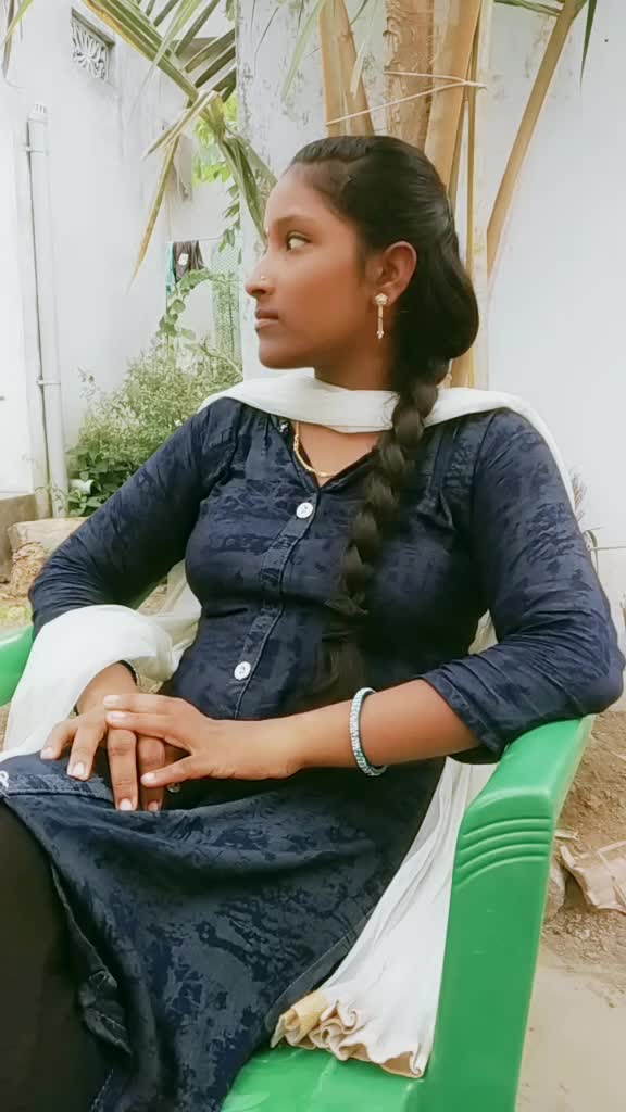 @Princess👑_praveena