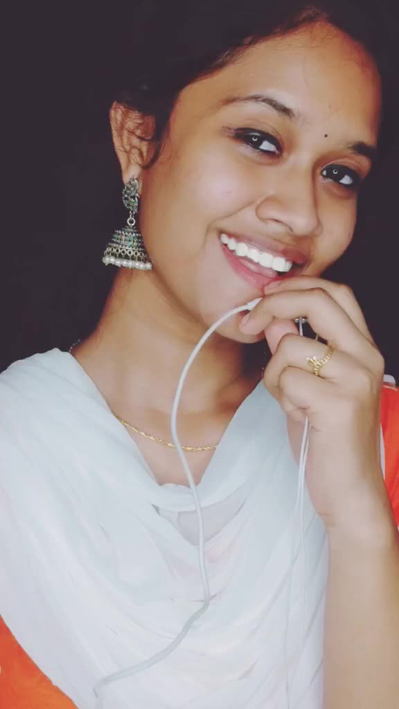 @👑preethipriya926👑