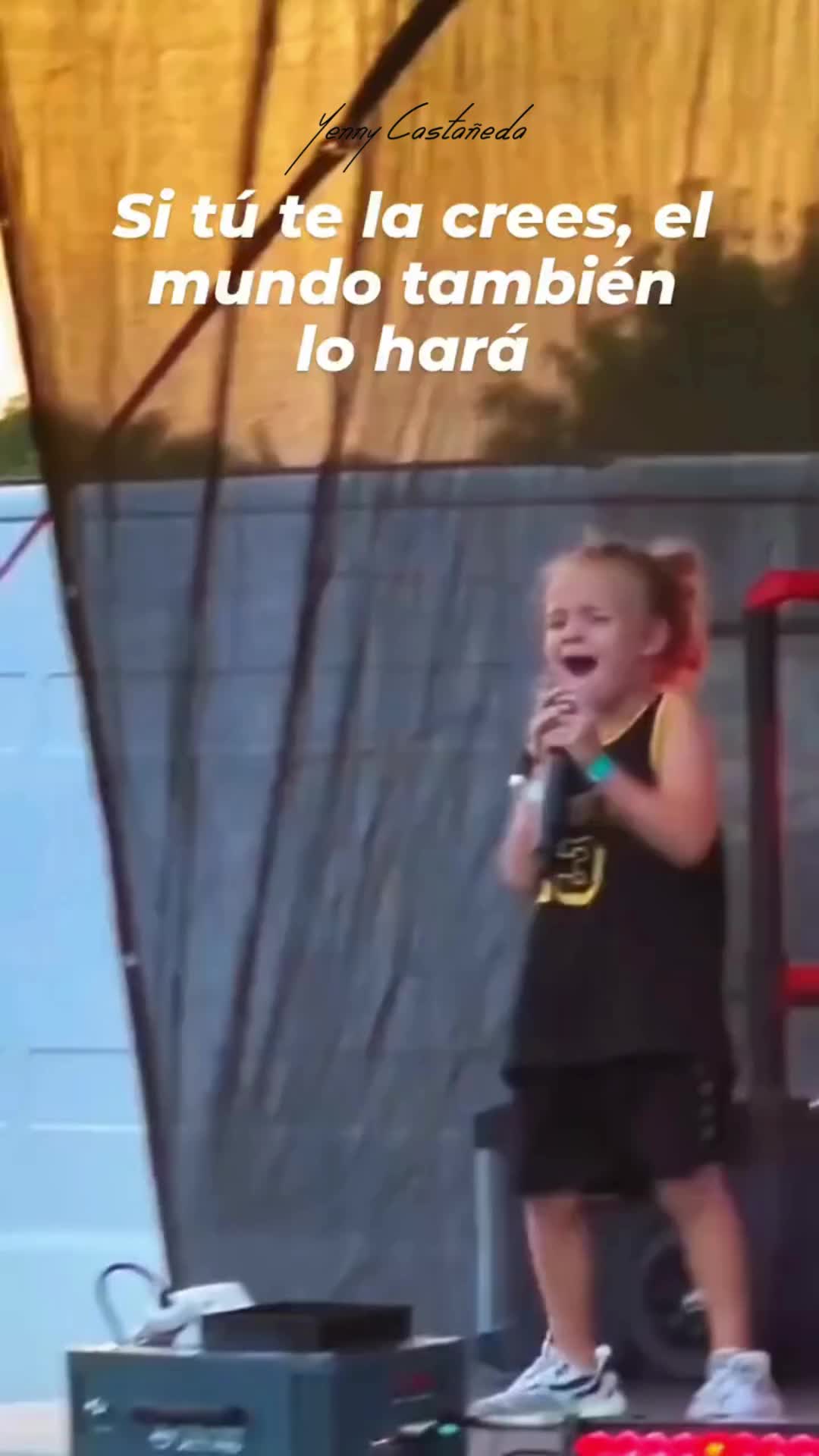 @Yenny Casta&ntilde;eda Oficial