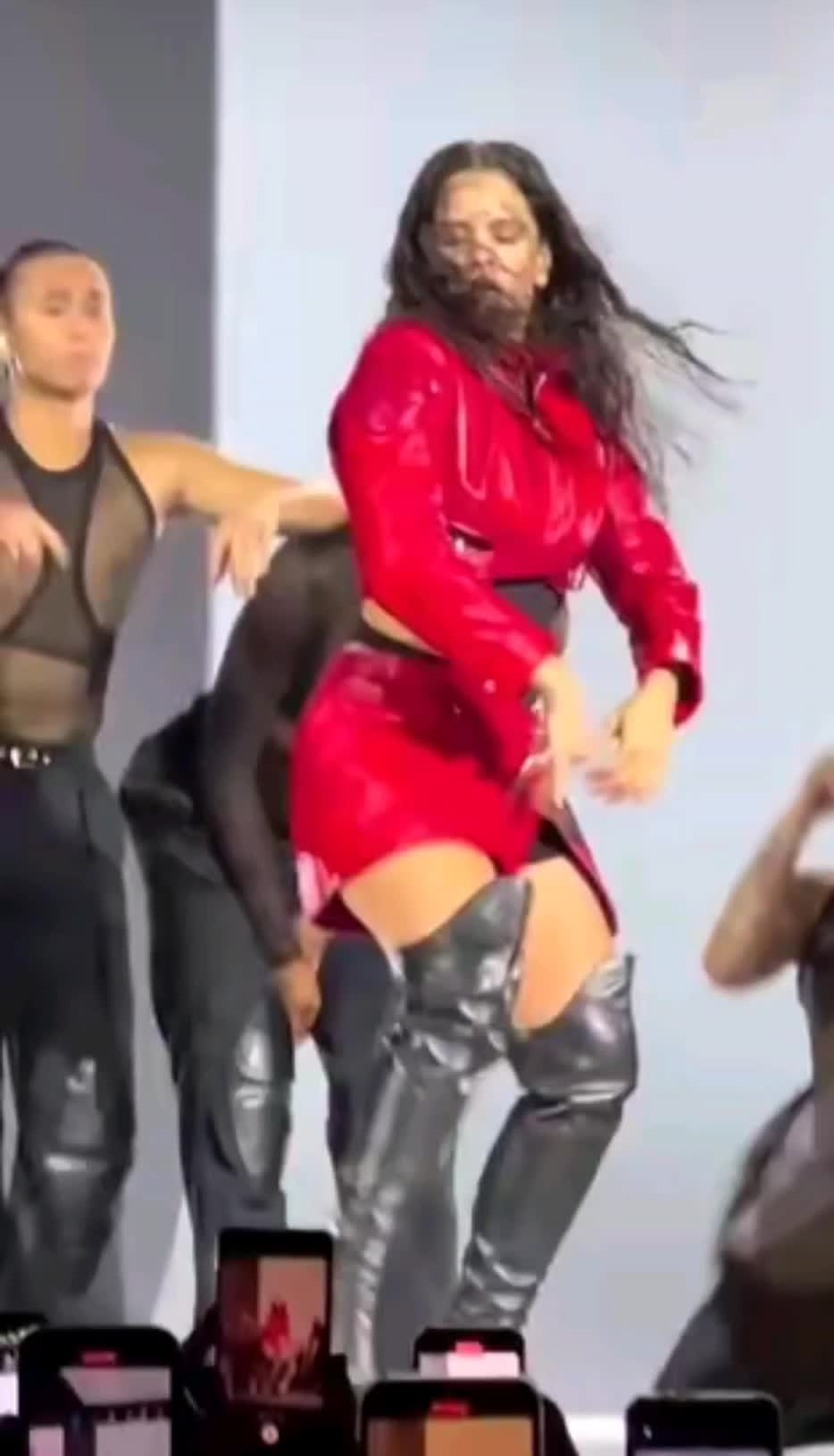 @Larosaliavtmx