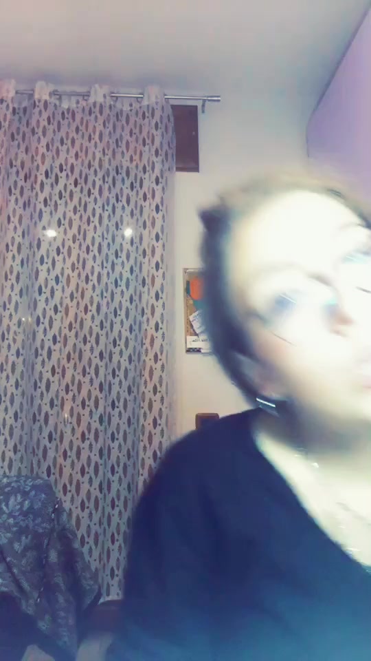 @Laurapollio