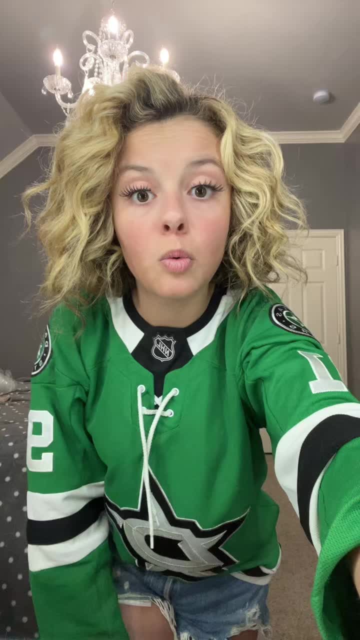 @MalloryJamesMahoney