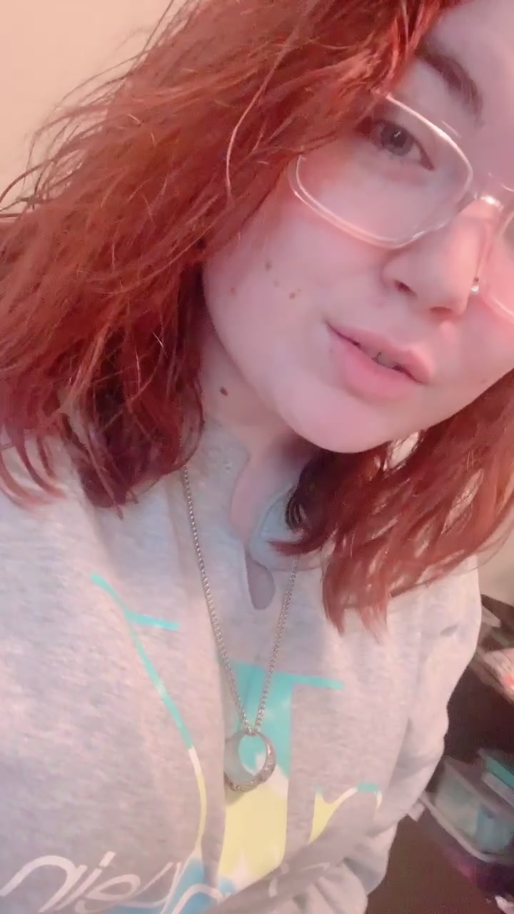 @𝓓𝒂𝒏𝒊🌺