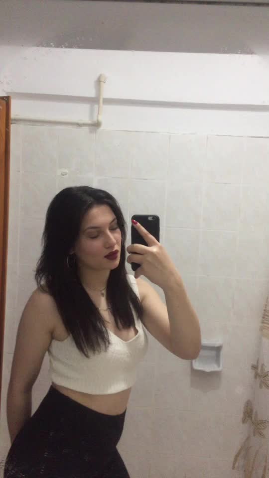 @user34993652674