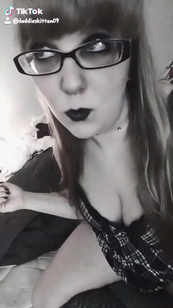 @BlondeKitten