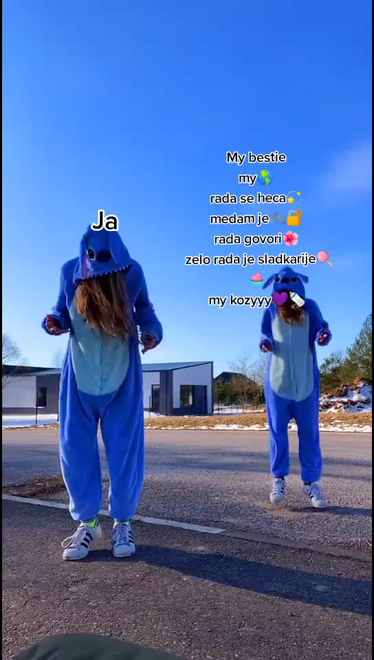 @✌️🏼🖤