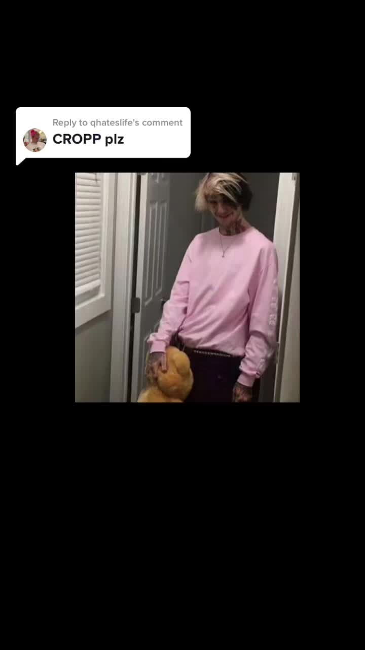 @Lil Peep 👀