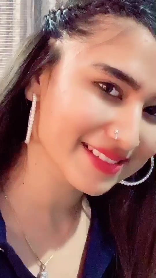 @Pratiksha✨❤️