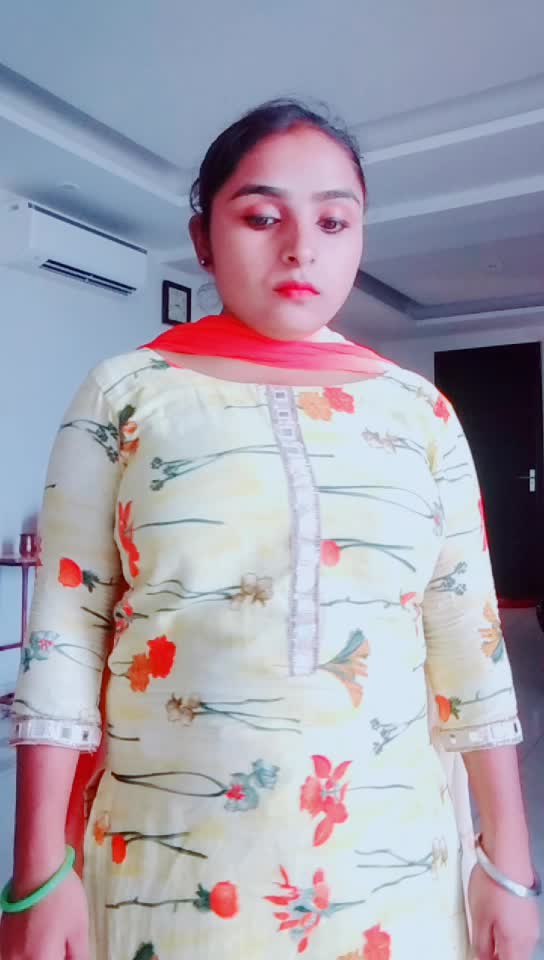 @ਬੇਬੇ ਬਾਪੂੁੁੁ ਦੀ ਫੈਨ