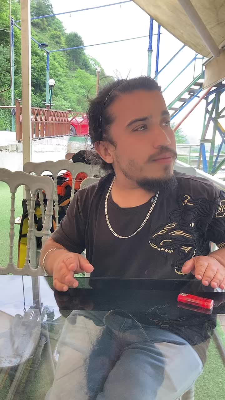 @Uzunadam
