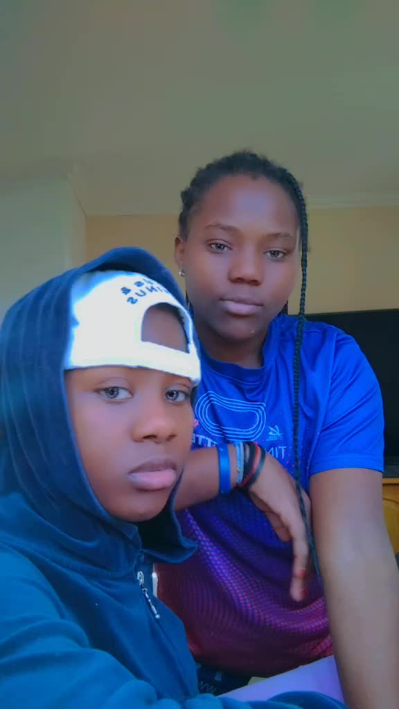 @Z💚A❤️W💙A💜D🖤I🤎1🤍7❤️0💜8🤍