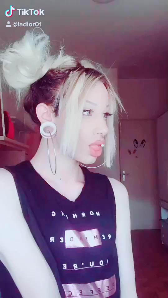 @Ladior23