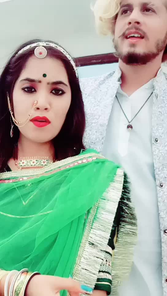 @Akanksha maru👰😍💜