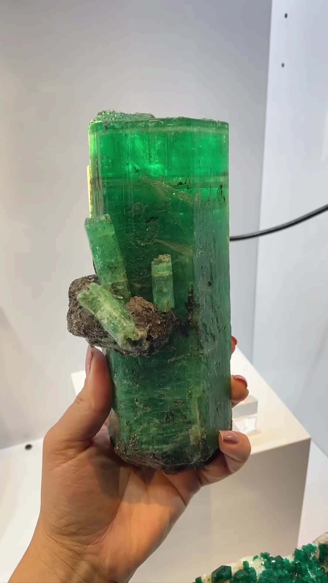@iRocks.com