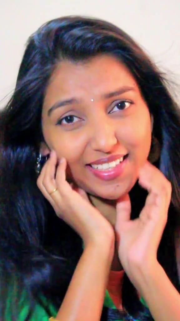 @poojameaw