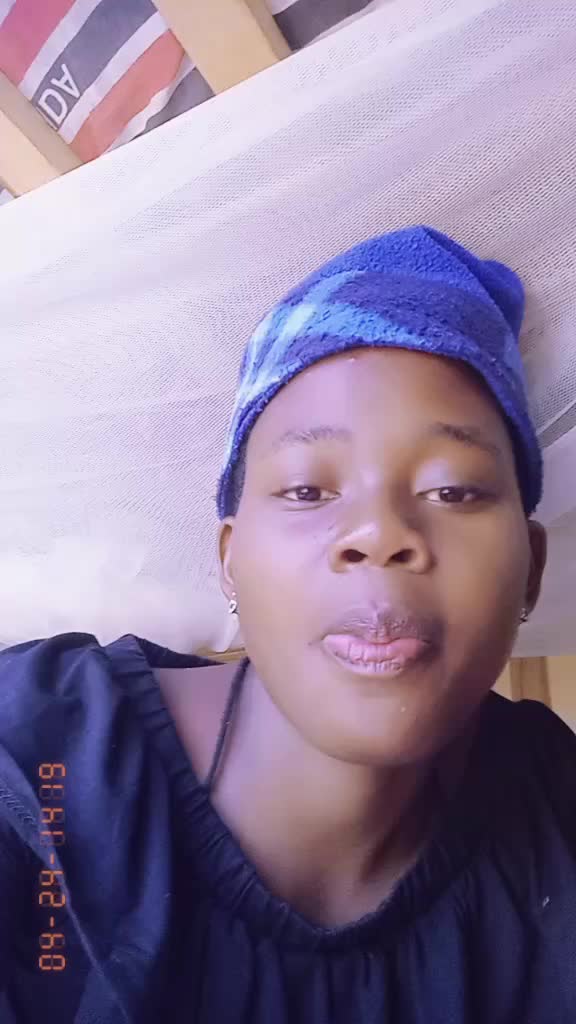 @kellynoels